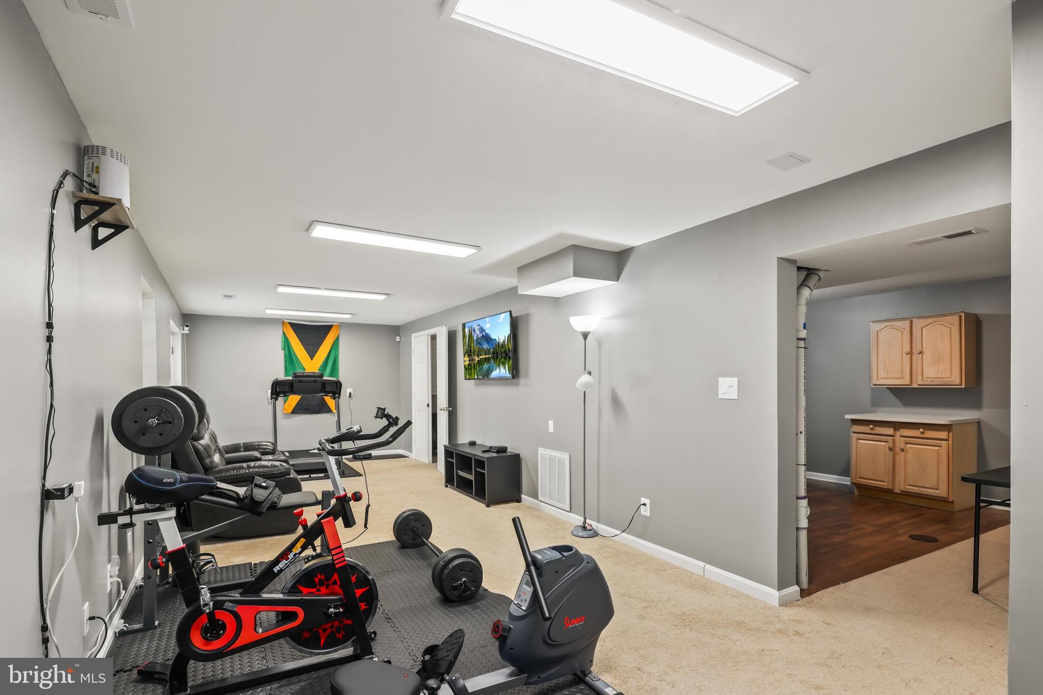 36 Dorothy Ln