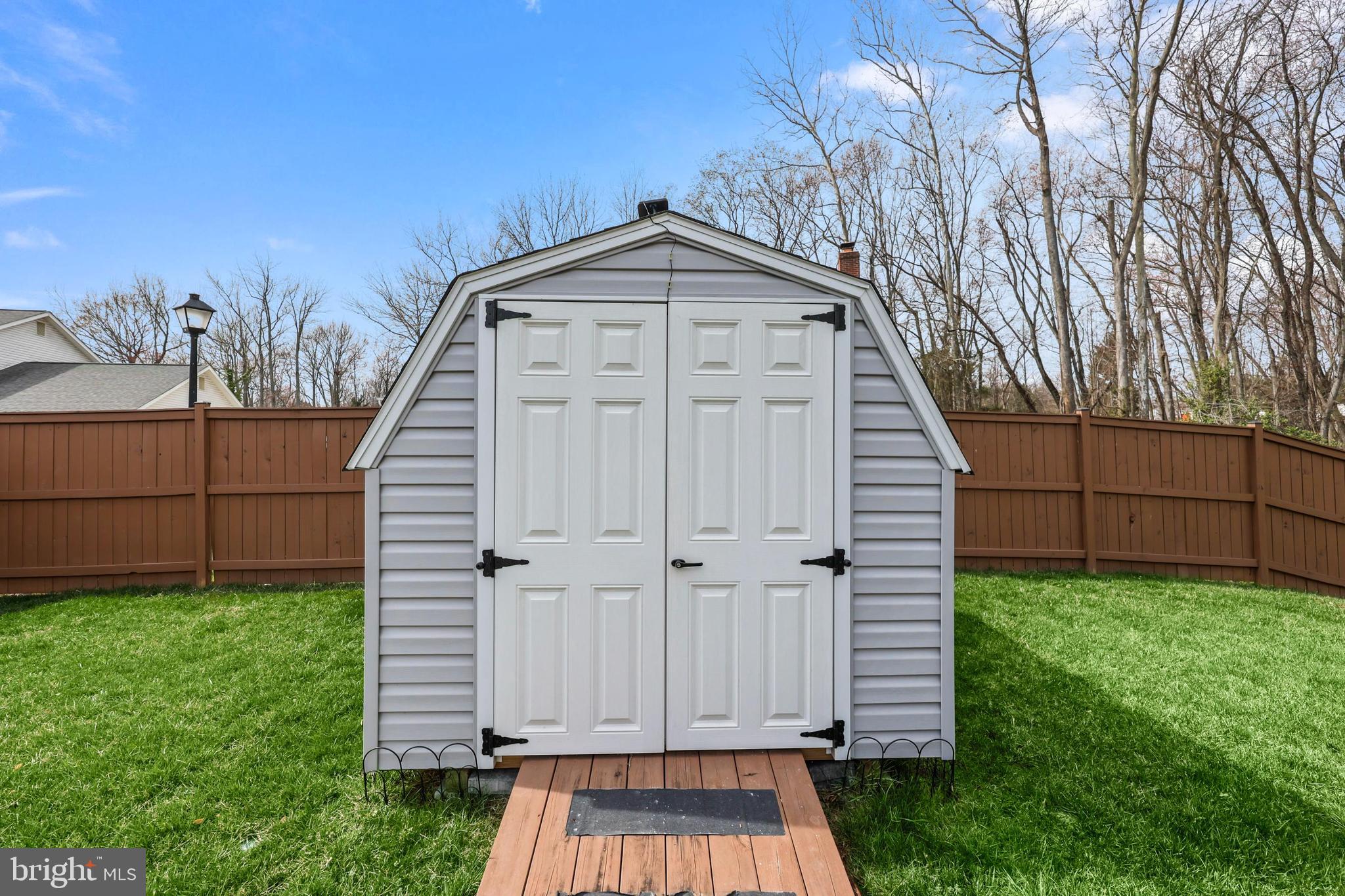 36 Dorothy Ln