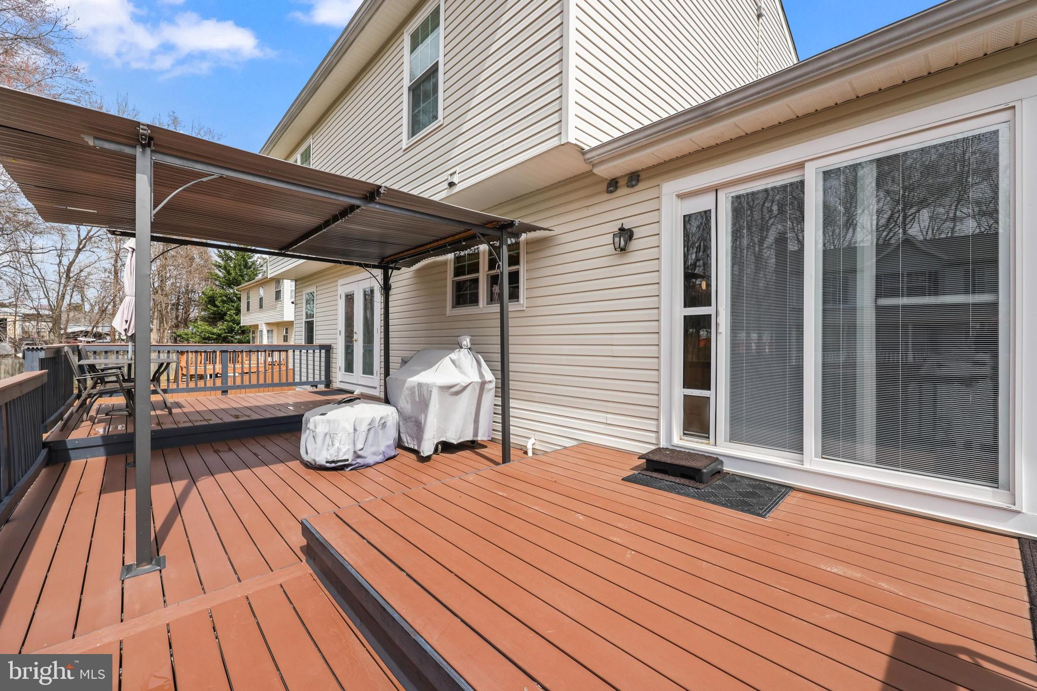 36 Dorothy Ln