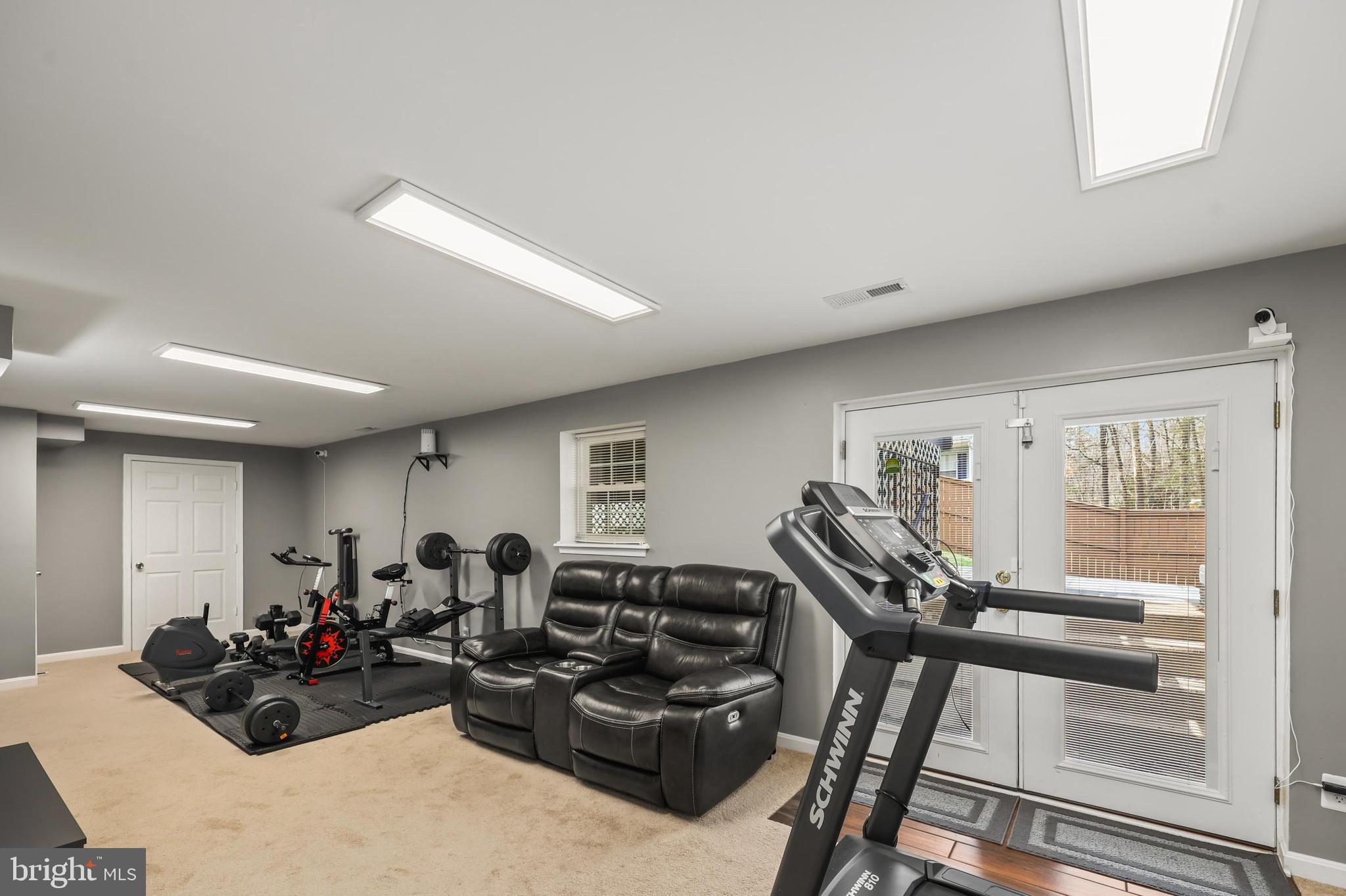 36 Dorothy Ln