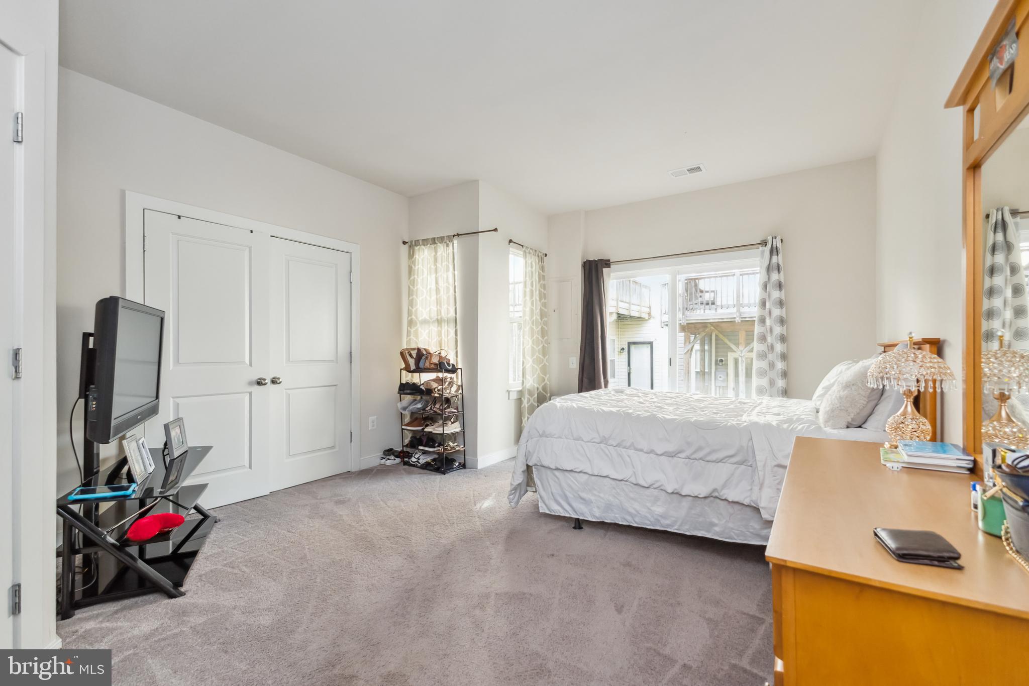 115 WOODSTREAM CIRCLE 1280