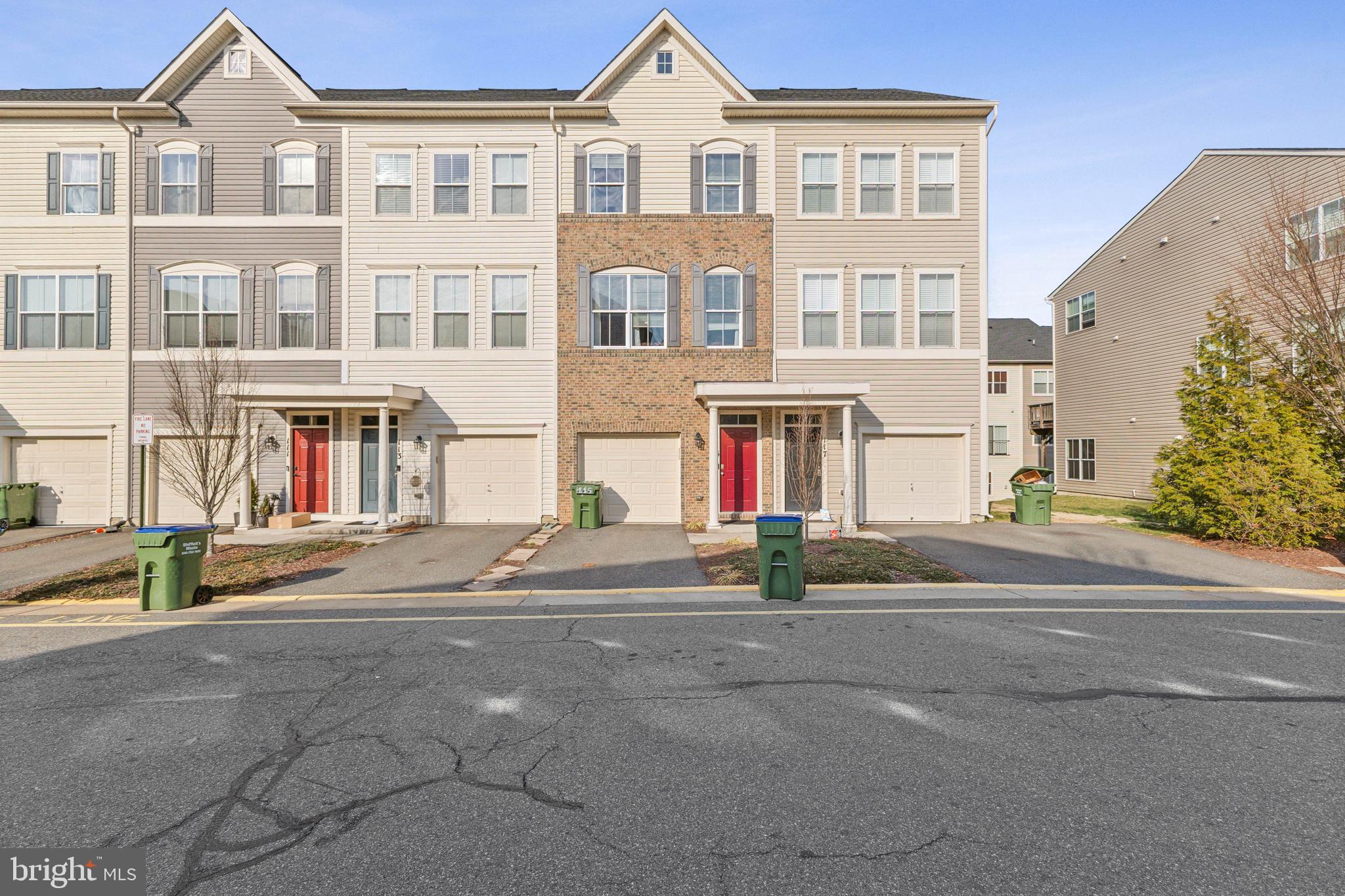 115 WOODSTREAM CIRCLE 1280