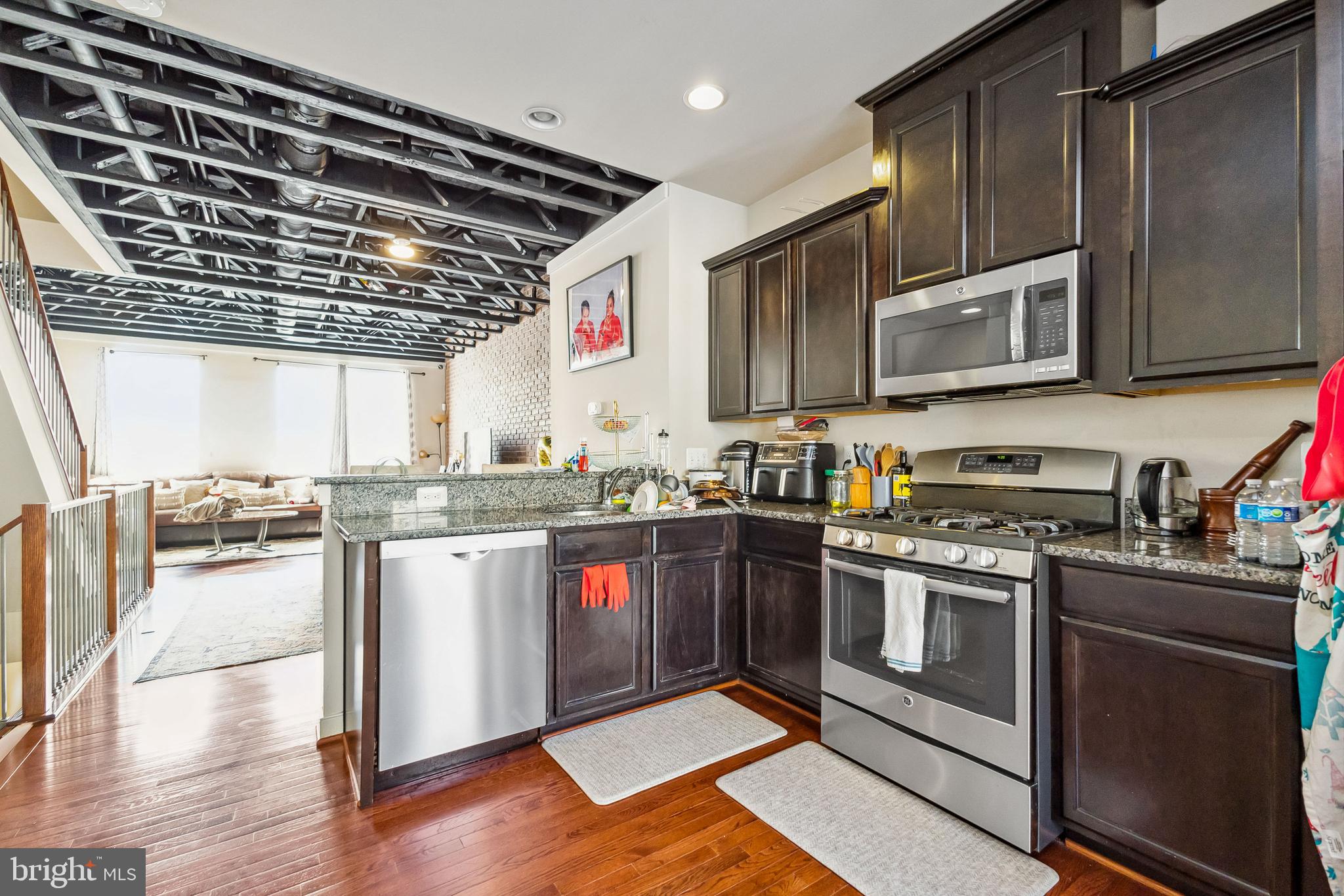 115 WOODSTREAM CIRCLE 1280