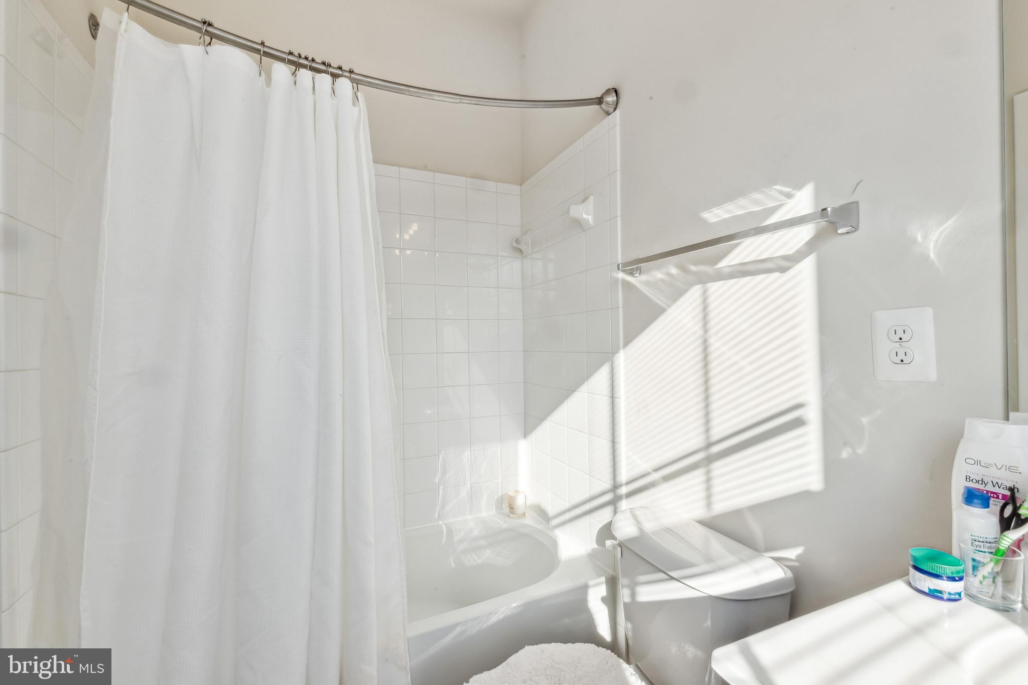 115 WOODSTREAM CIRCLE 1280