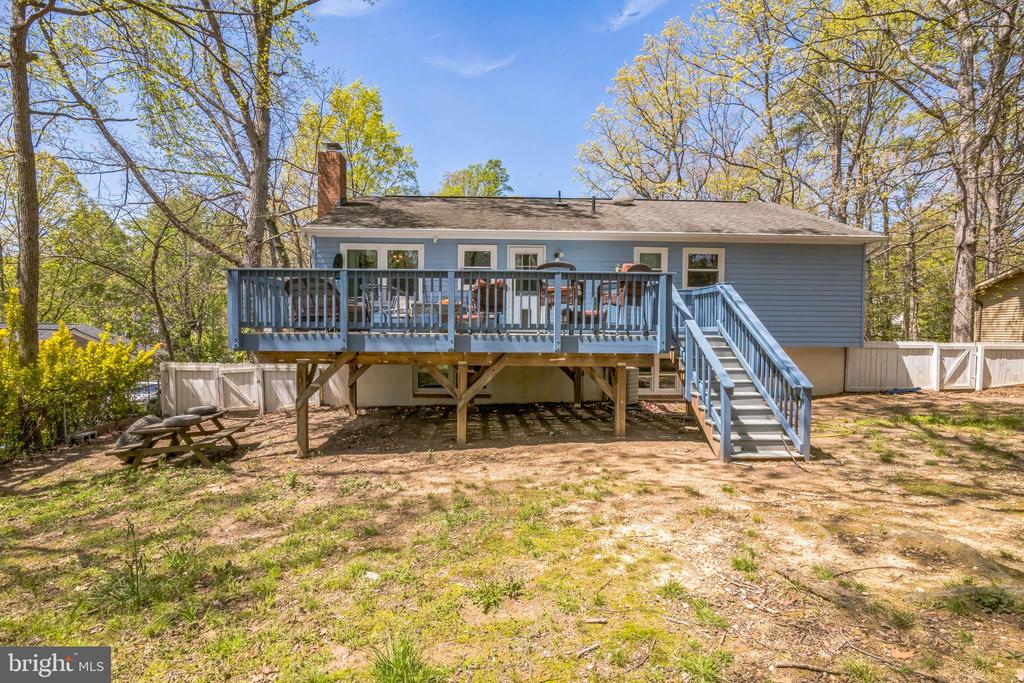 1006 HARBOUR DRIVE