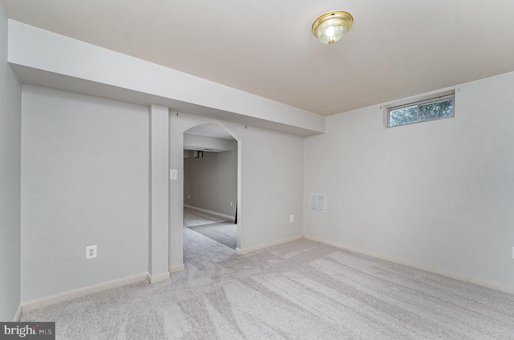 6 Oxen Ct