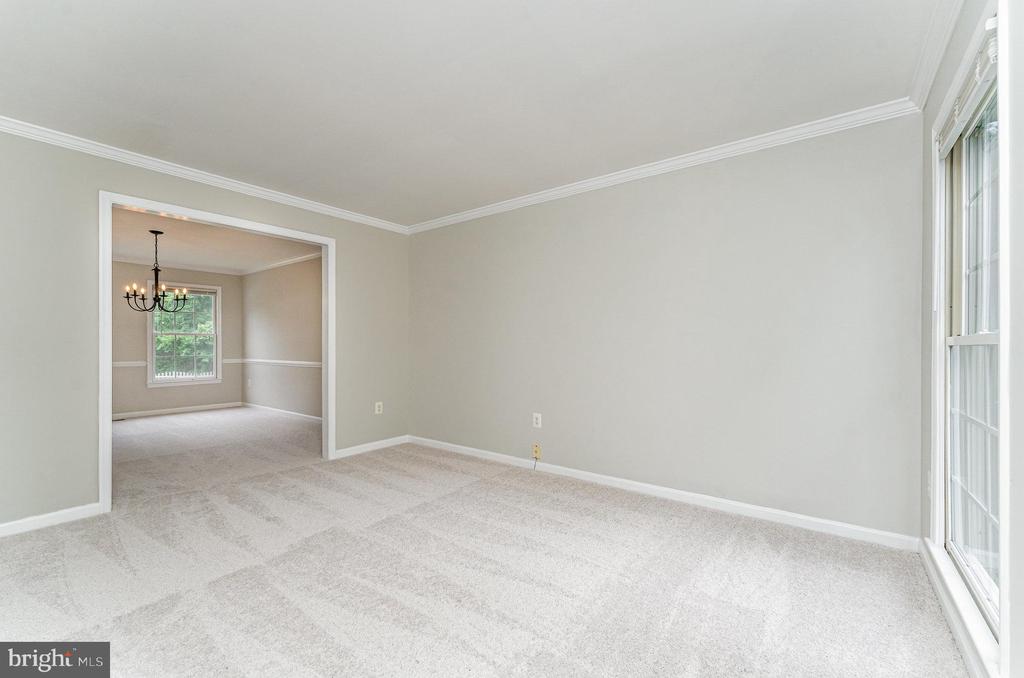 6 Oxen Ct