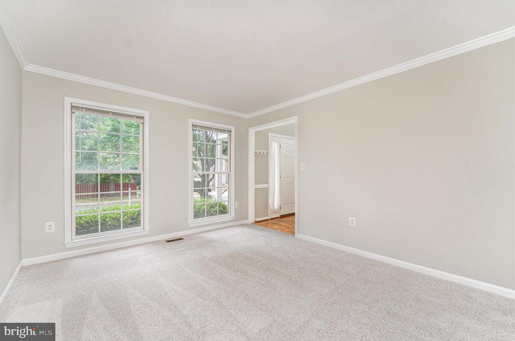 6 Oxen Ct
