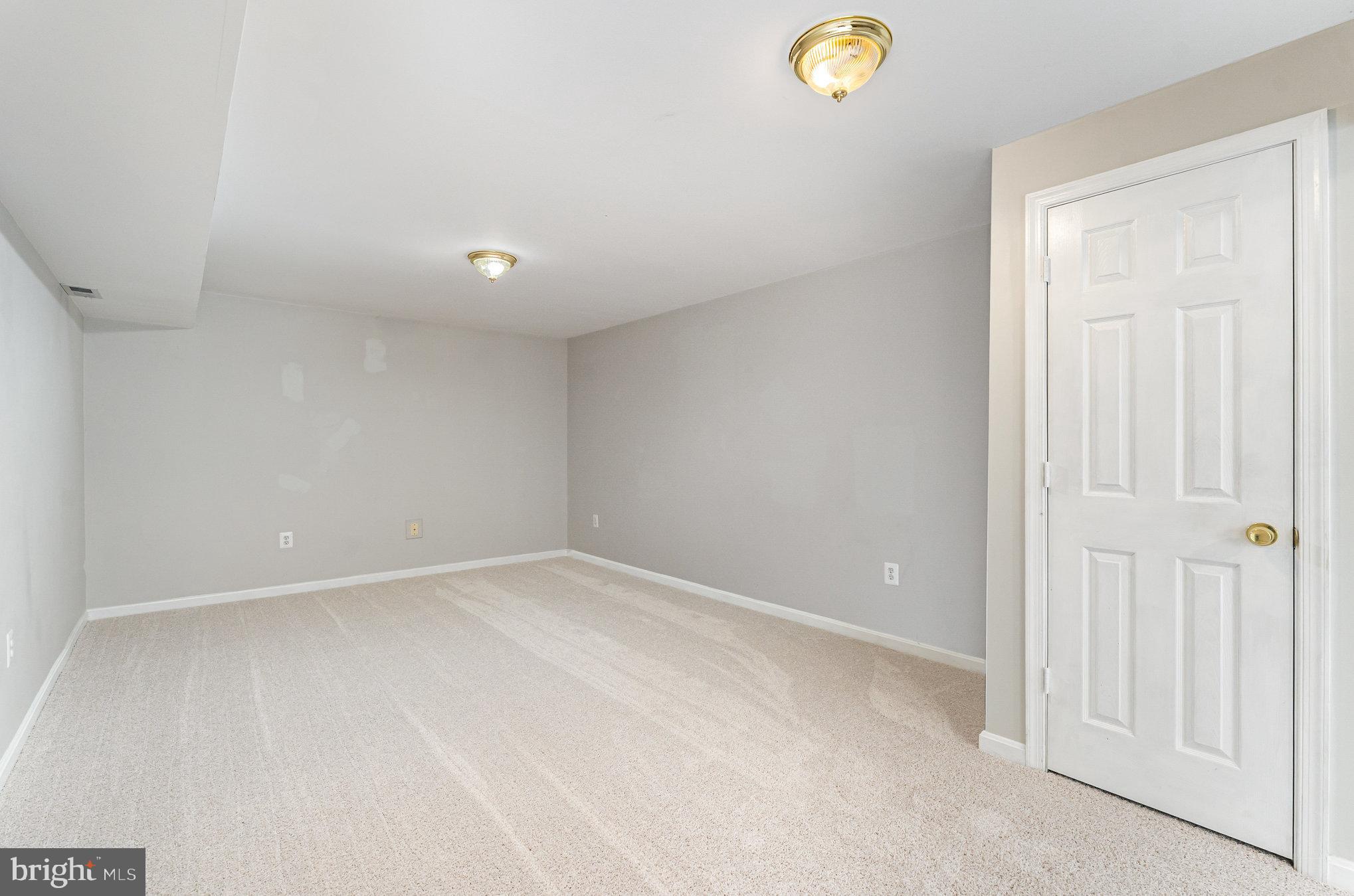 6 Oxen Ct