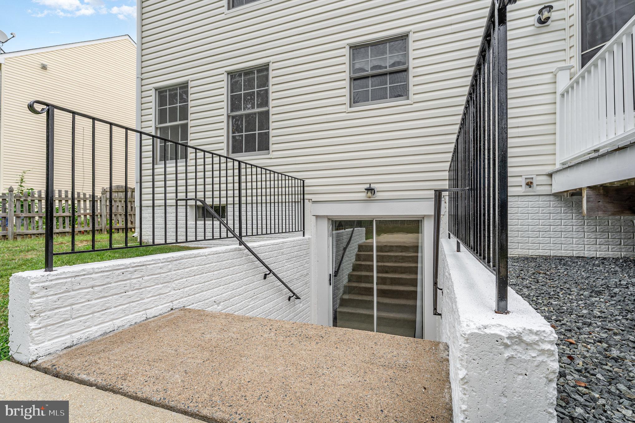 6 Oxen Ct