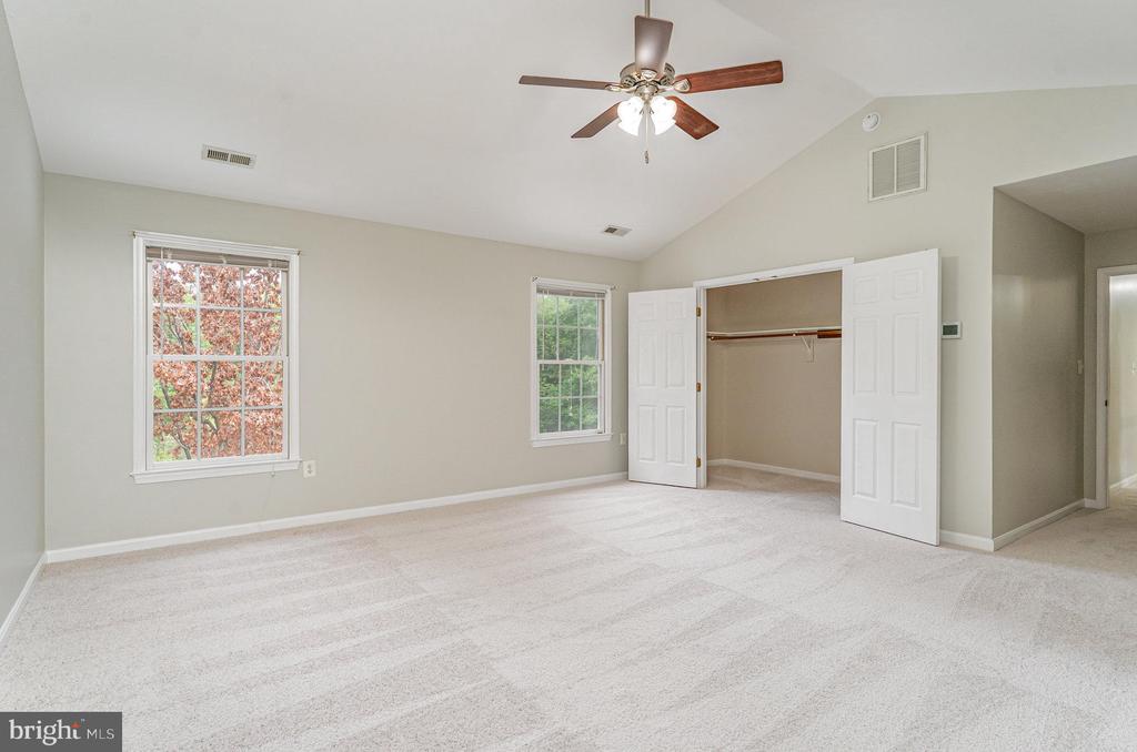 6 Oxen Ct