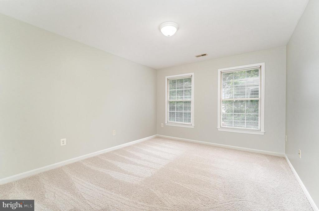 6 Oxen Ct