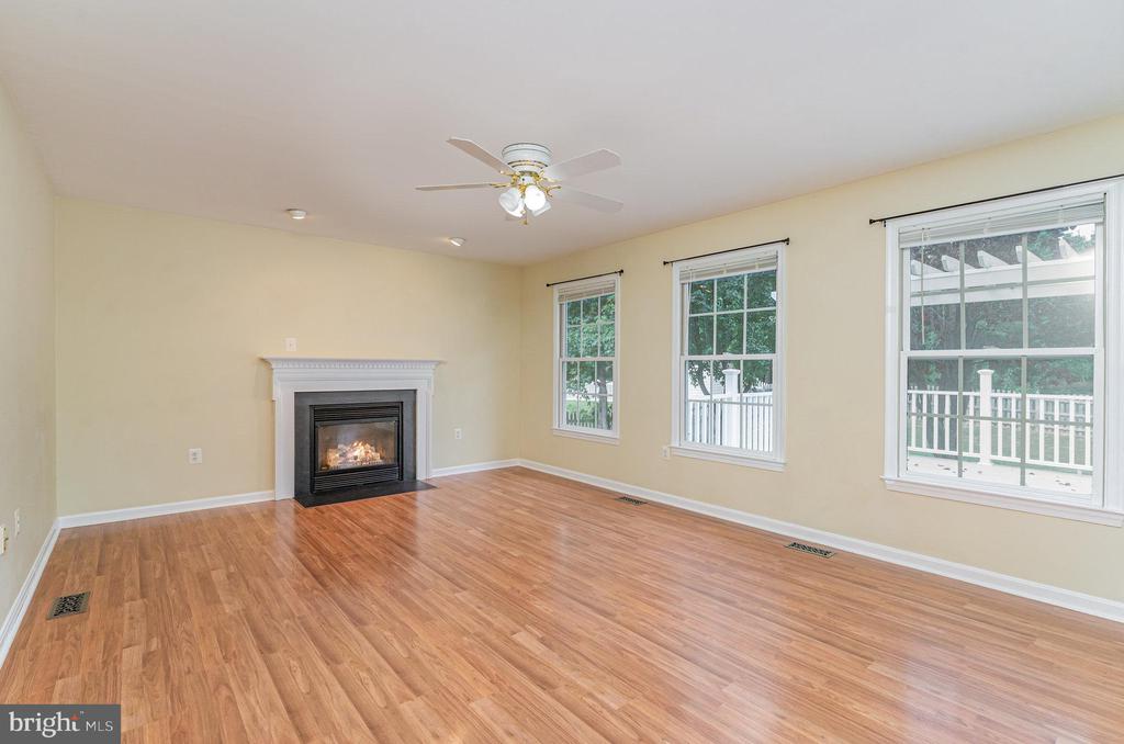 6 Oxen Ct