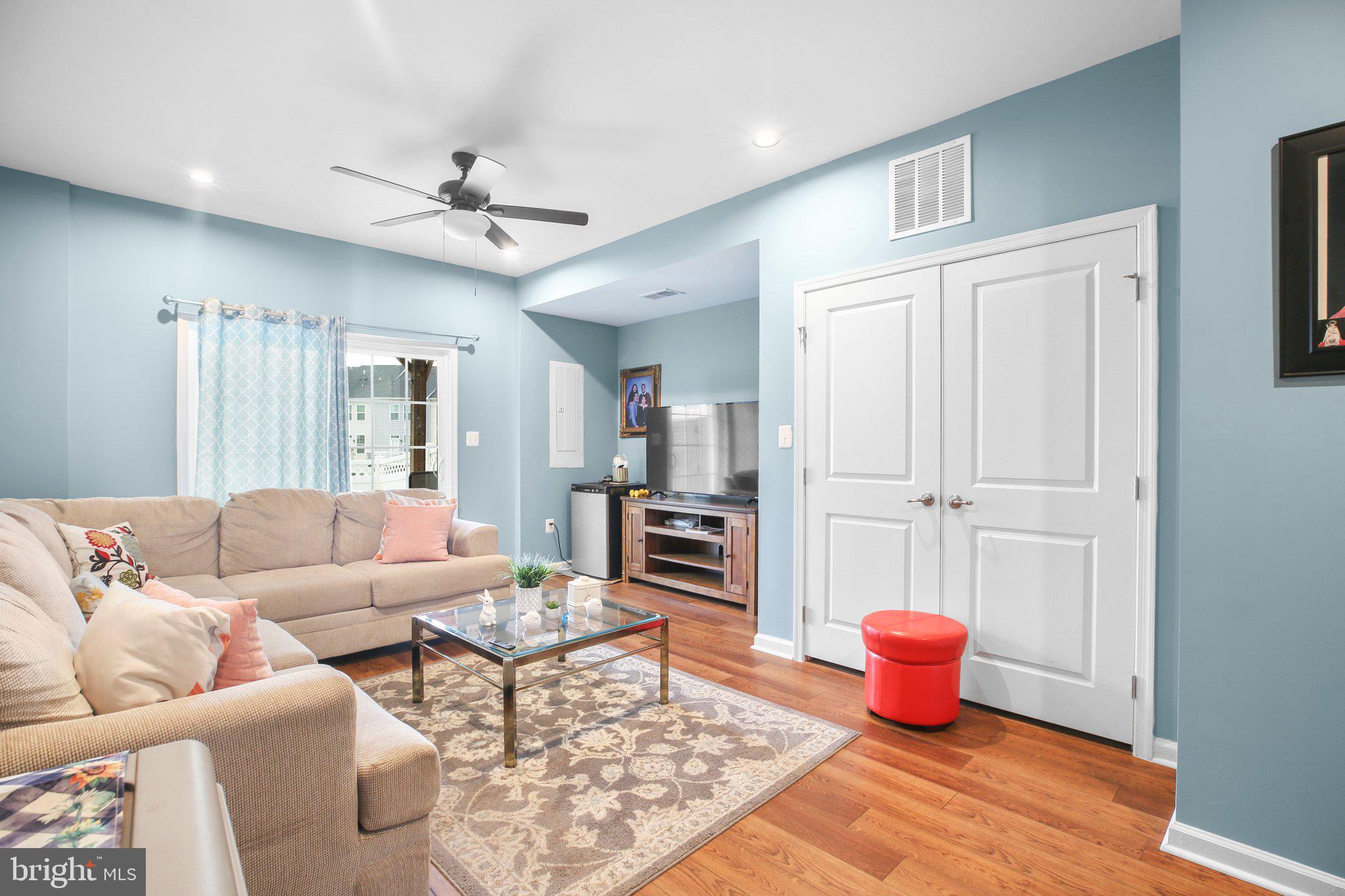 515 ROLLING VALLEY DRIVE