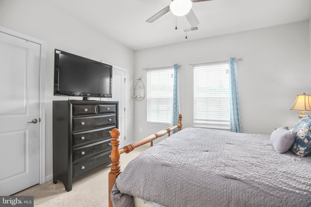 515 ROLLING VALLEY DRIVE