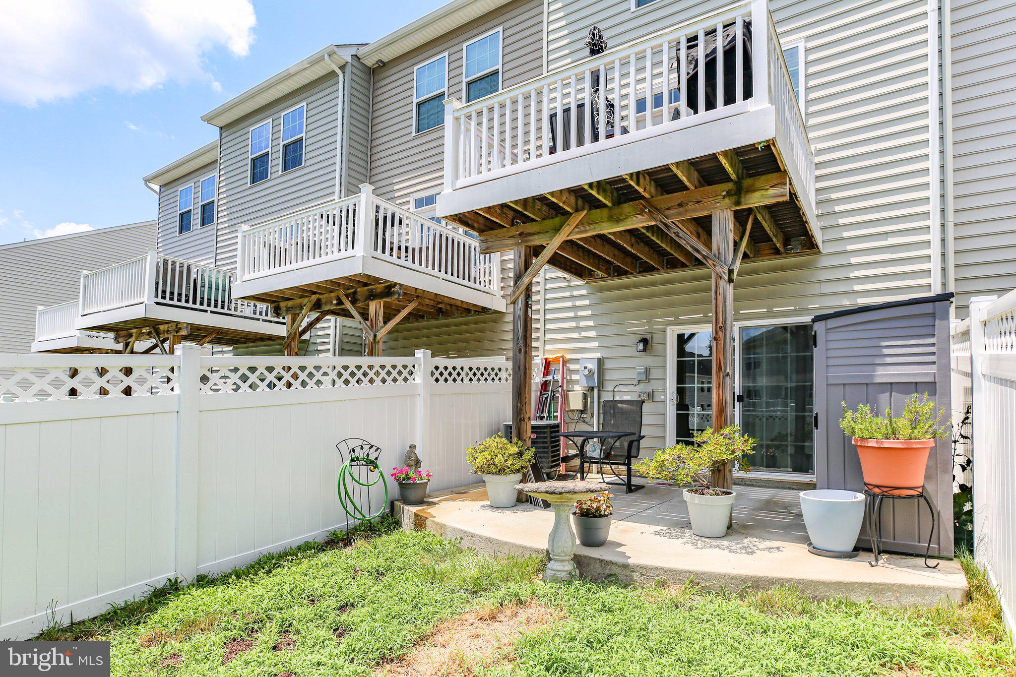 515 ROLLING VALLEY DRIVE