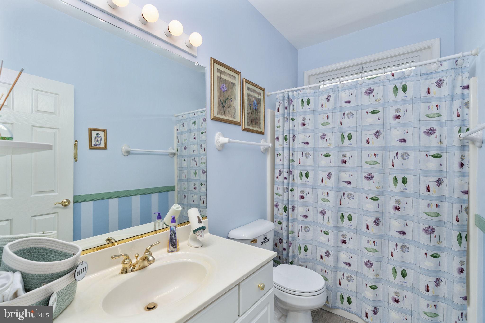 2286 RICHMOND HIGHWAY