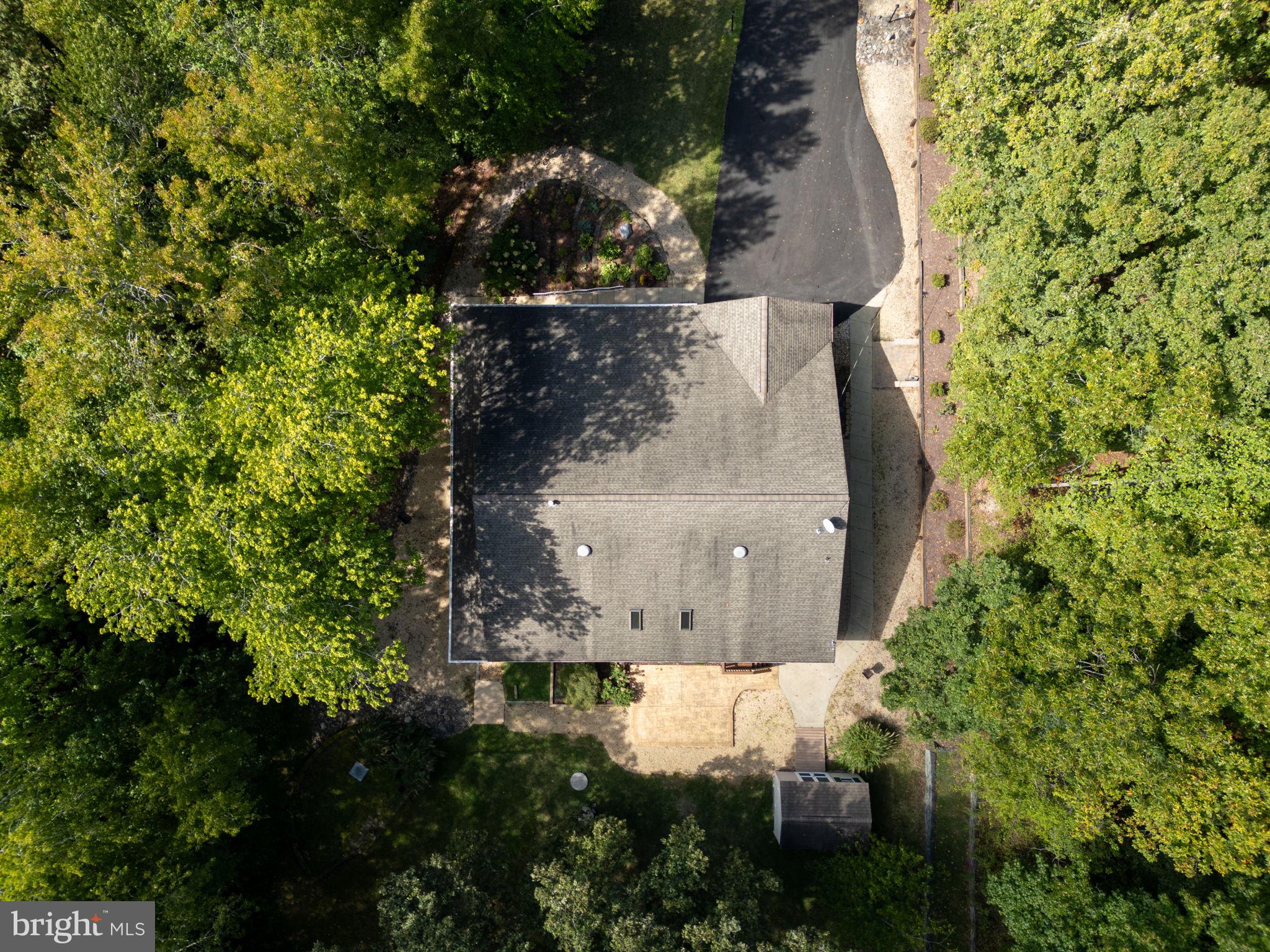 2286 RICHMOND HIGHWAY