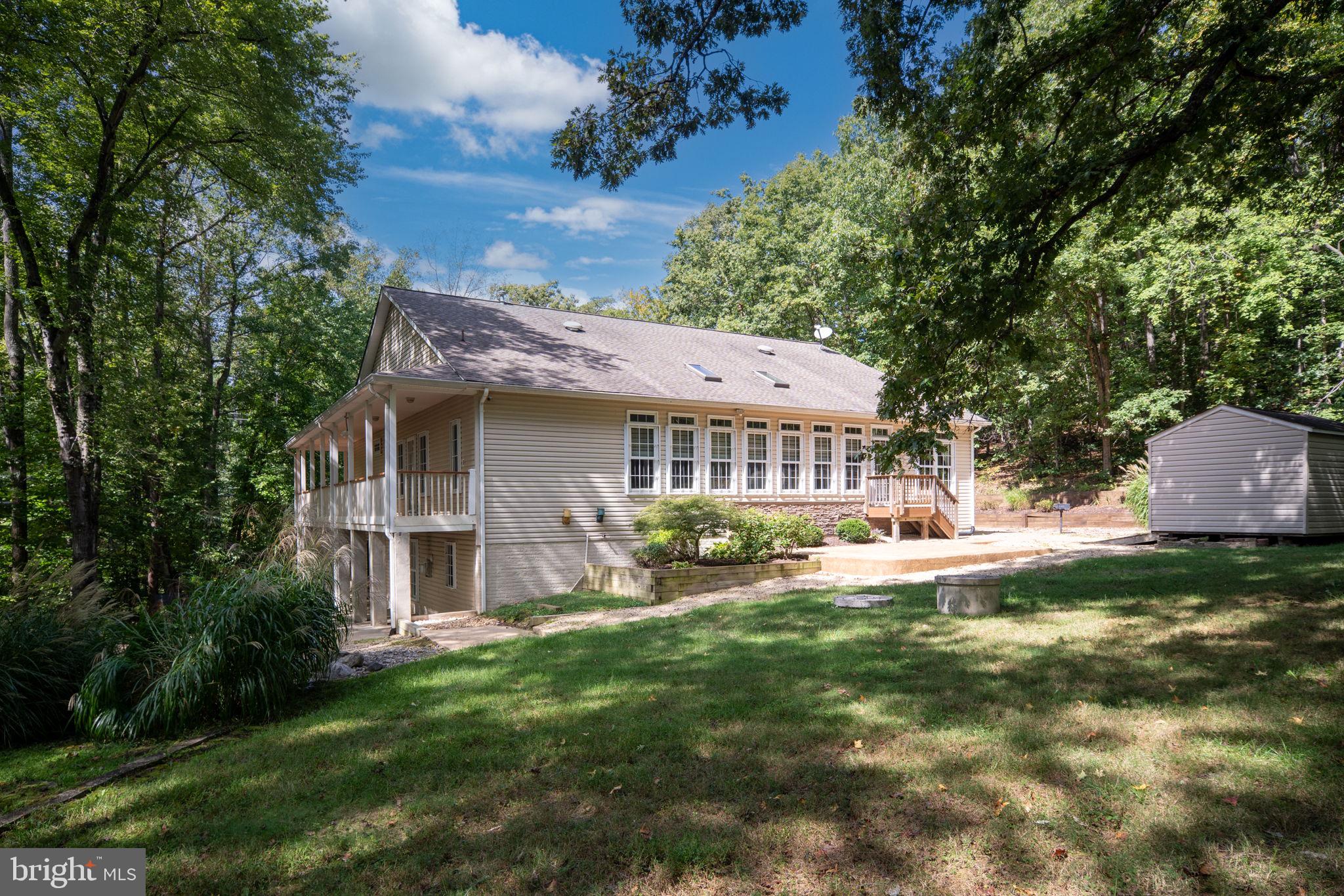 2286 RICHMOND HIGHWAY