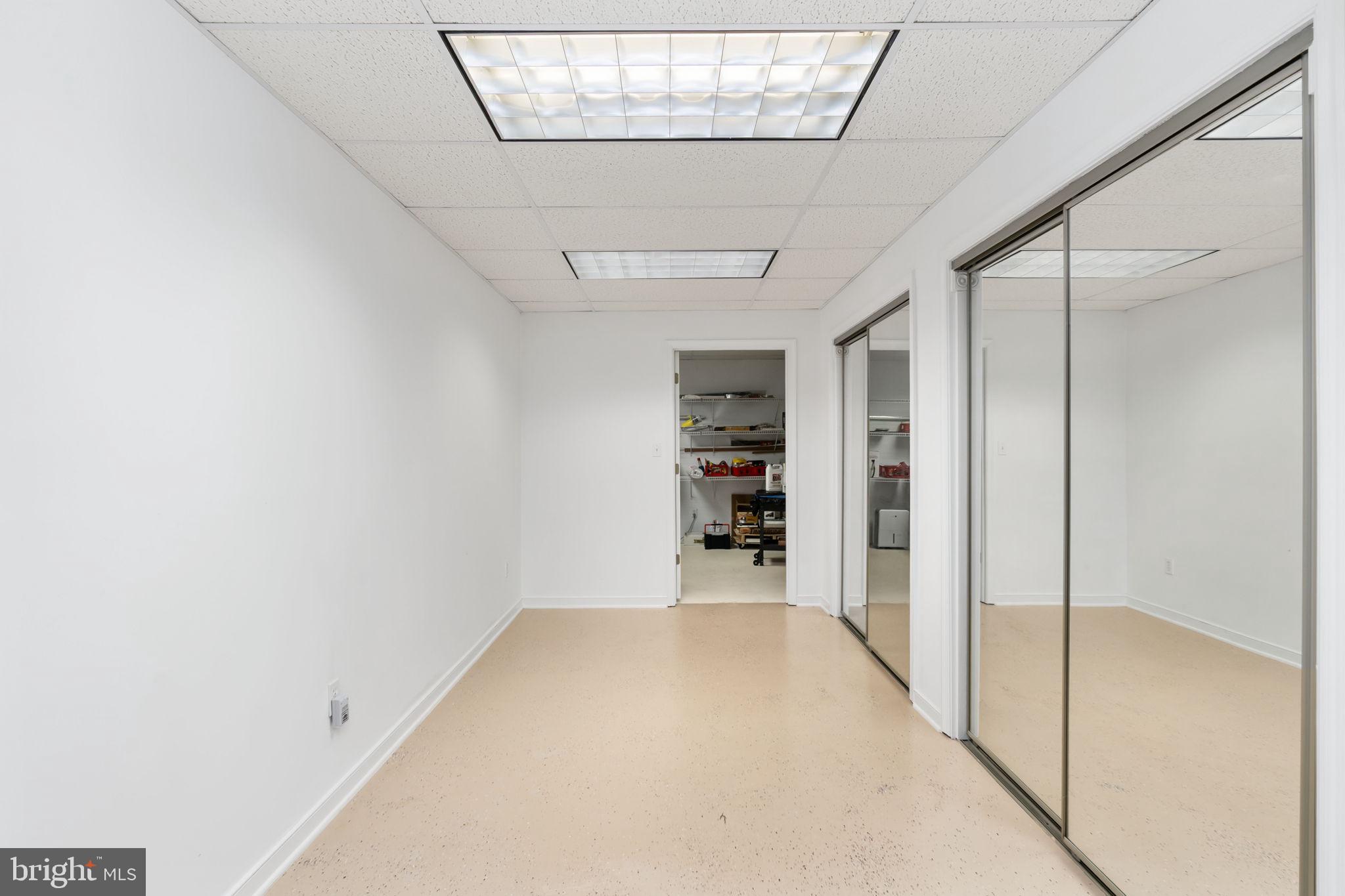 2286 RICHMOND HIGHWAY