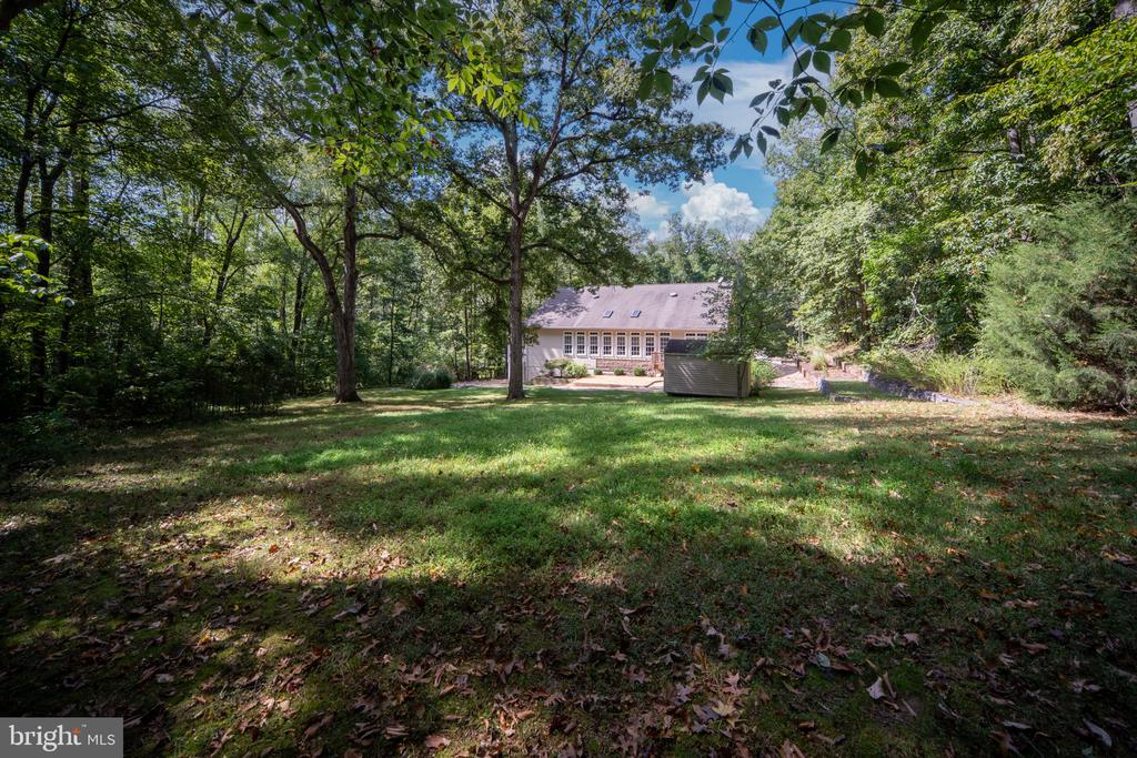 2286 RICHMOND HIGHWAY