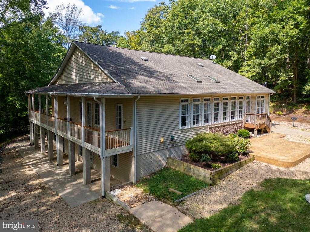 2286 RICHMOND HIGHWAY