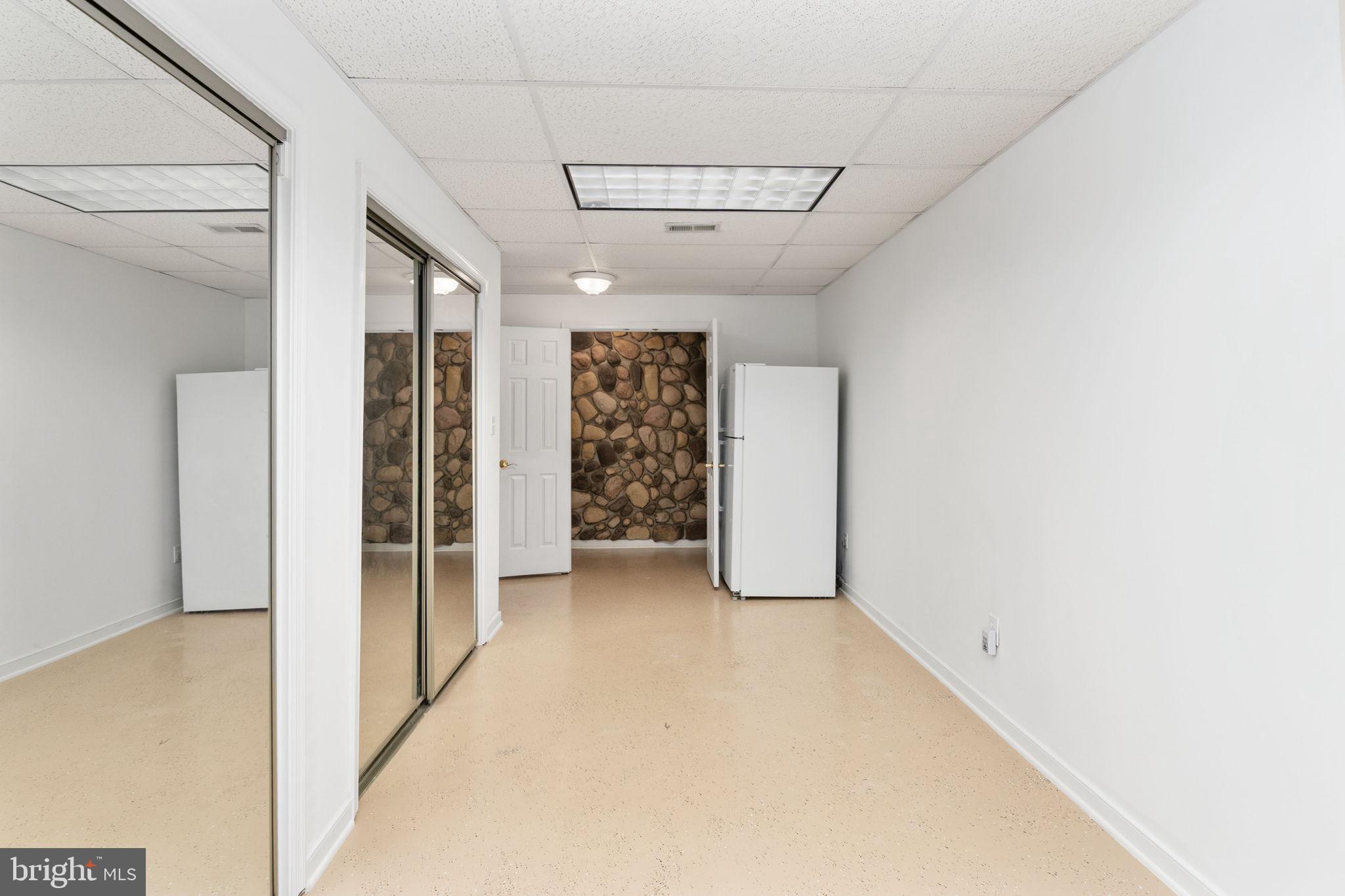 2286 RICHMOND HIGHWAY