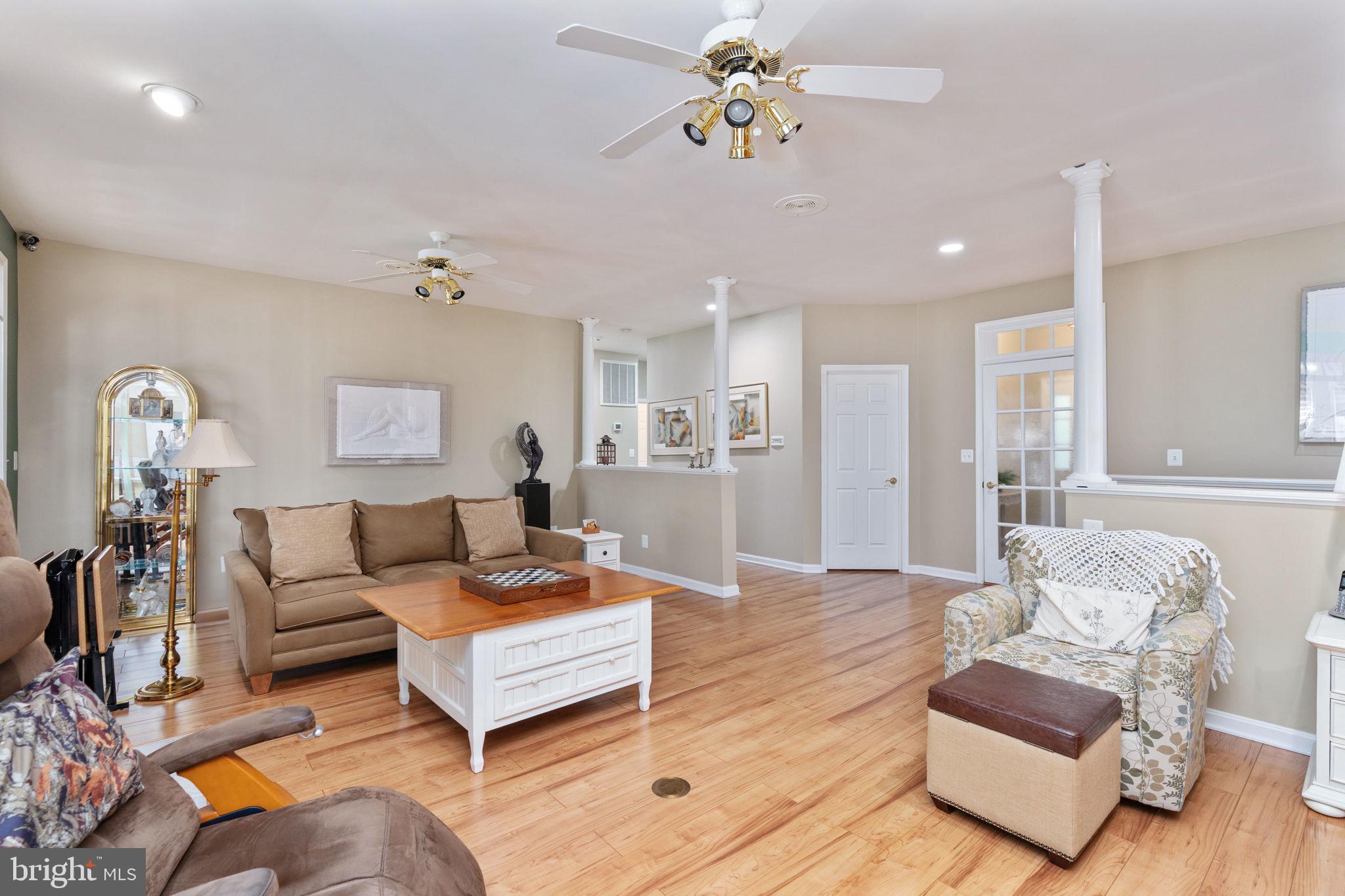 2286 RICHMOND HIGHWAY