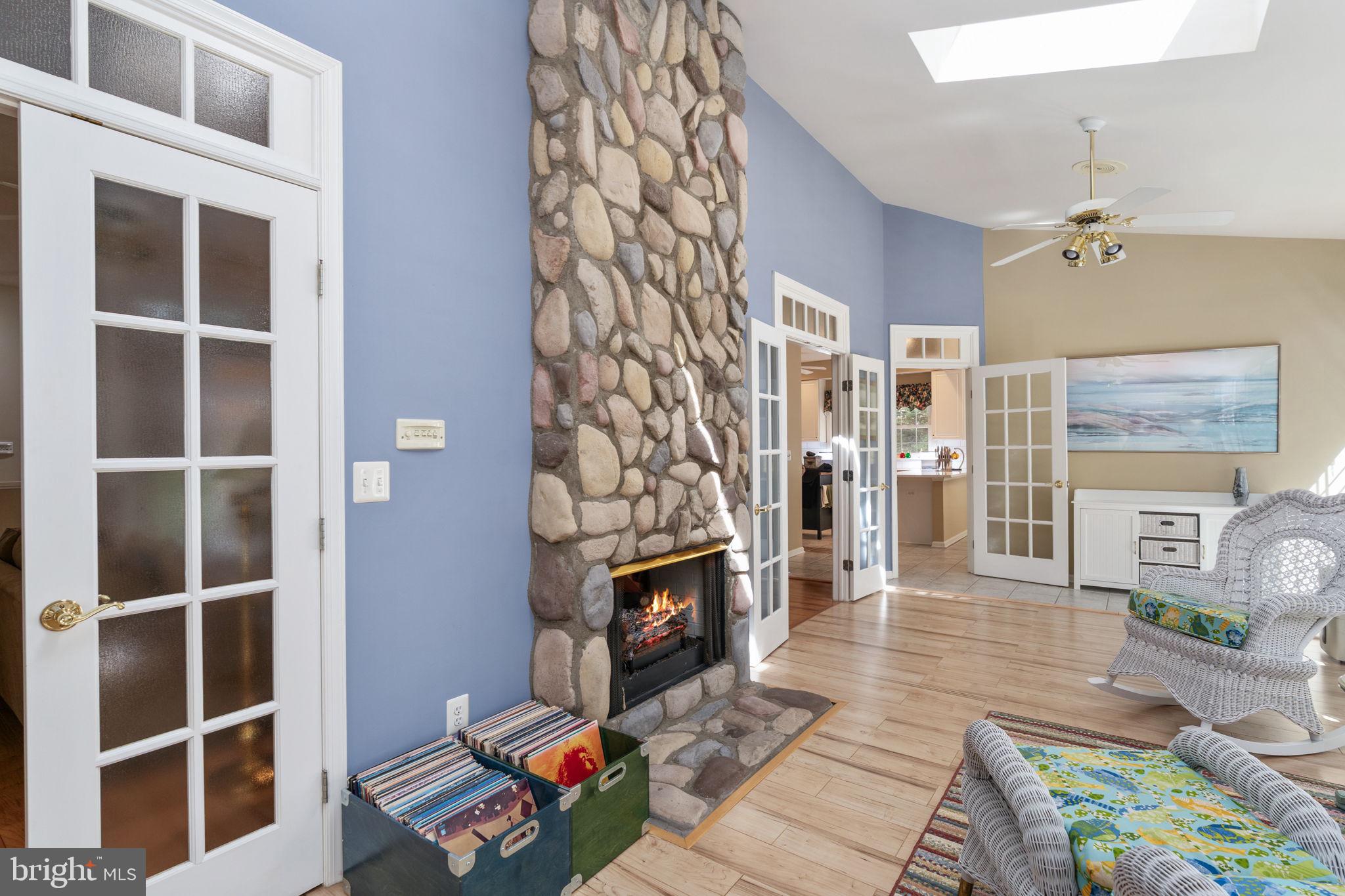 2286 RICHMOND HIGHWAY