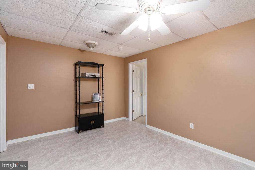 2286 RICHMOND HIGHWAY