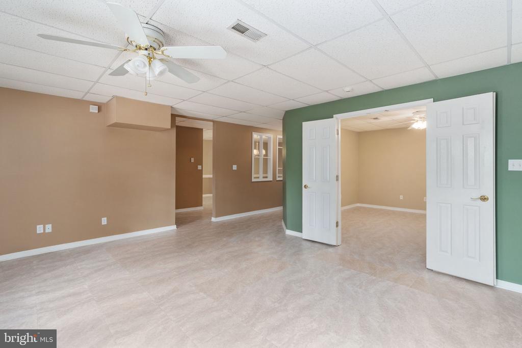 2286 RICHMOND HIGHWAY