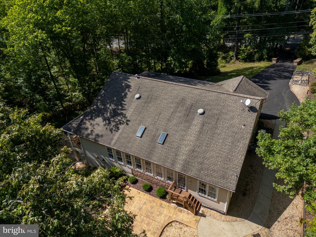 2286 RICHMOND HIGHWAY