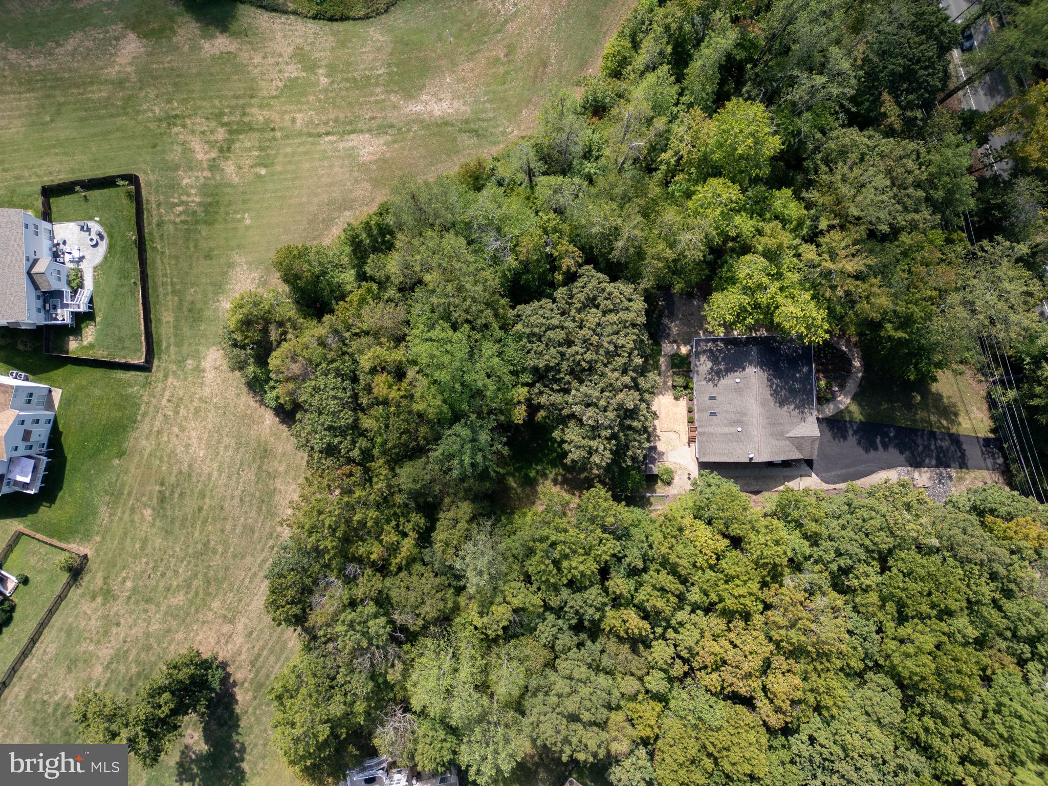 2286 RICHMOND HIGHWAY