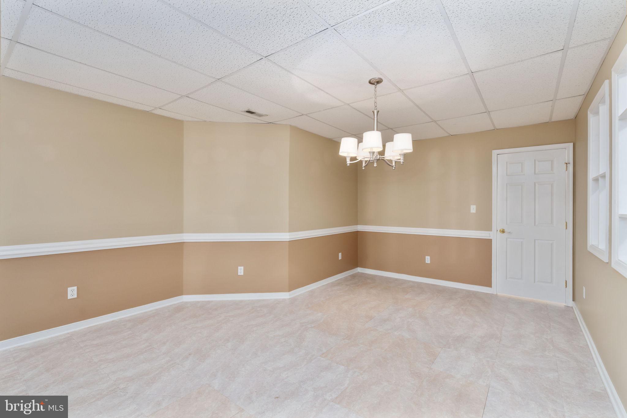 2286 RICHMOND HIGHWAY