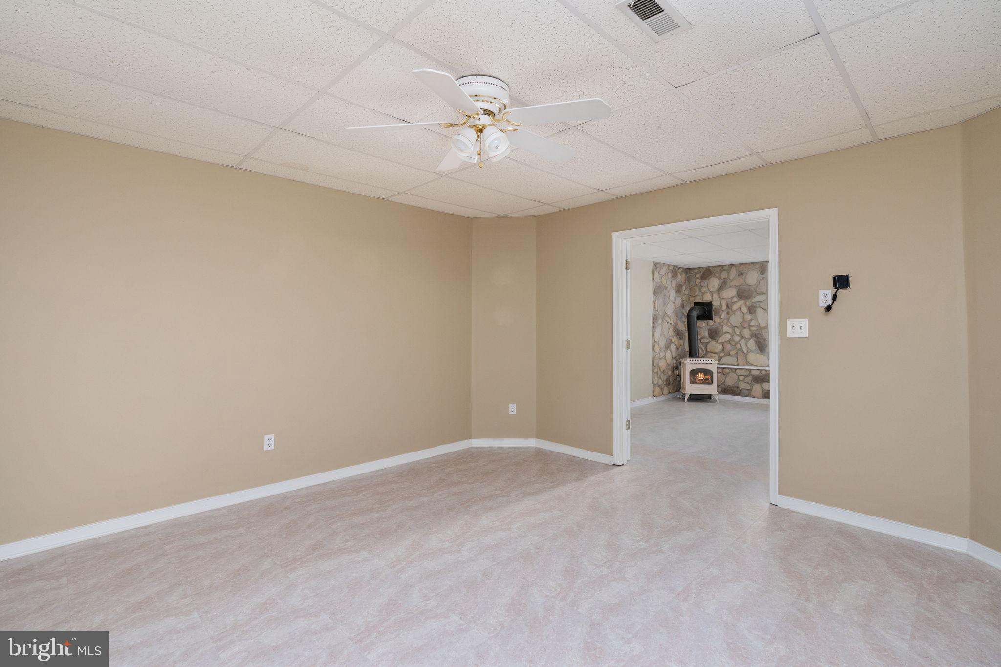 2286 RICHMOND HIGHWAY