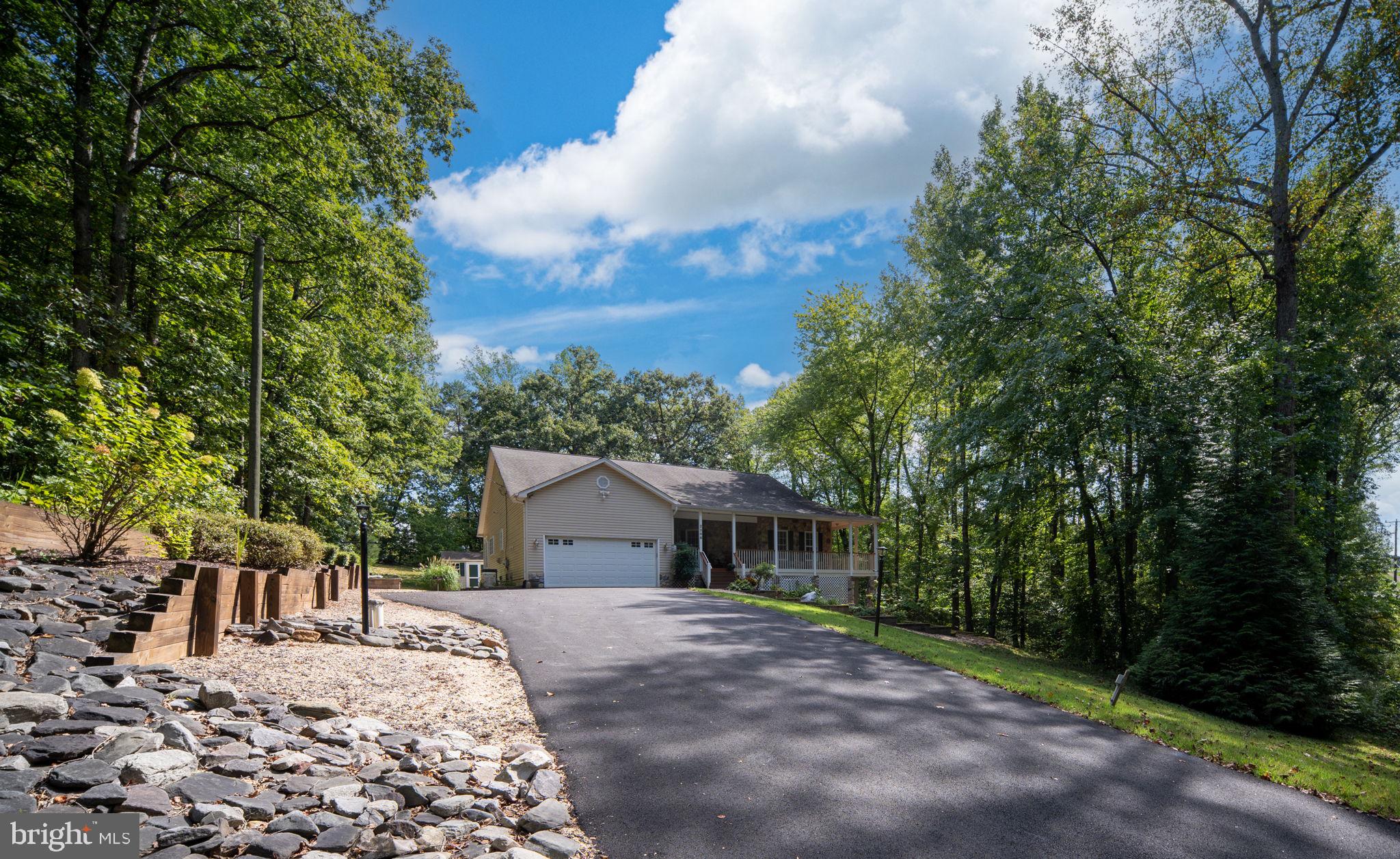 2286 RICHMOND HIGHWAY