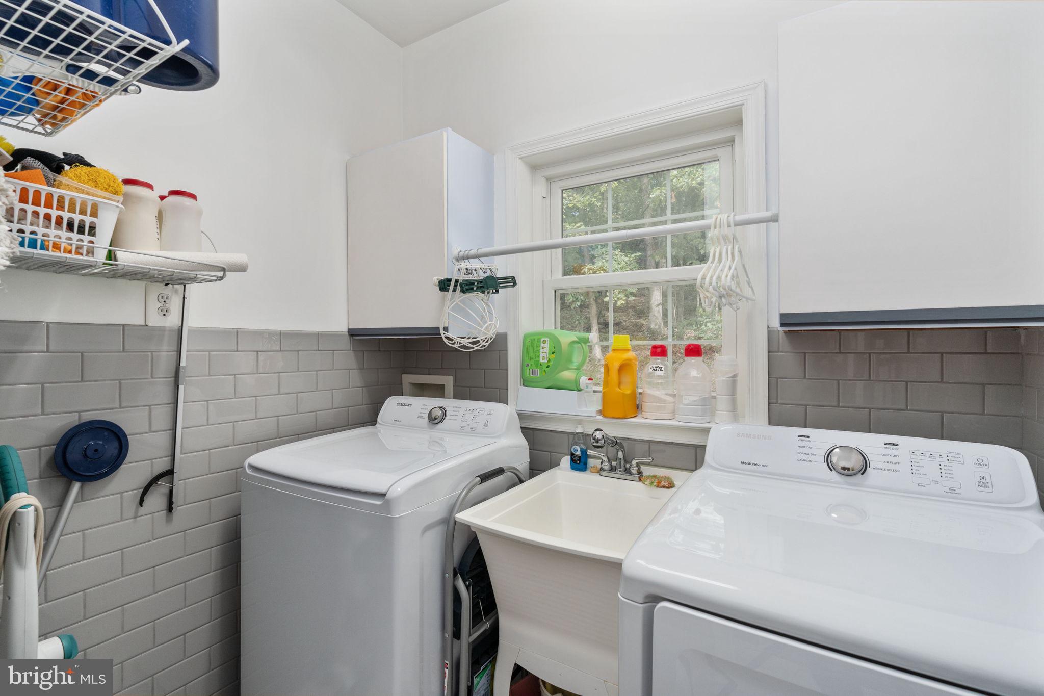 2286 RICHMOND HIGHWAY