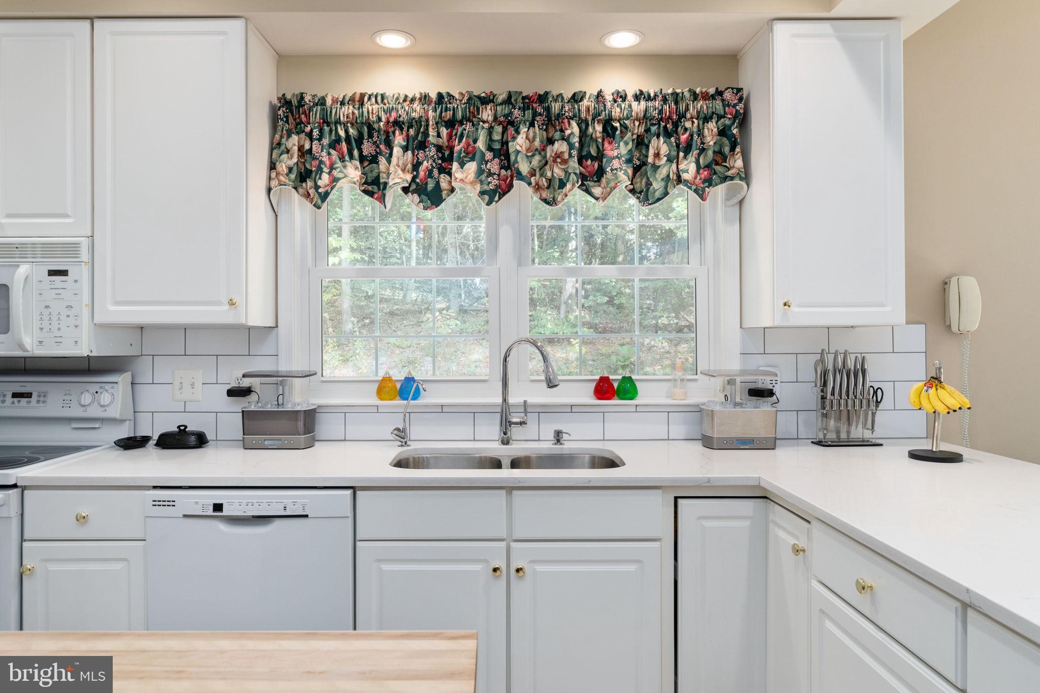 2286 RICHMOND HIGHWAY