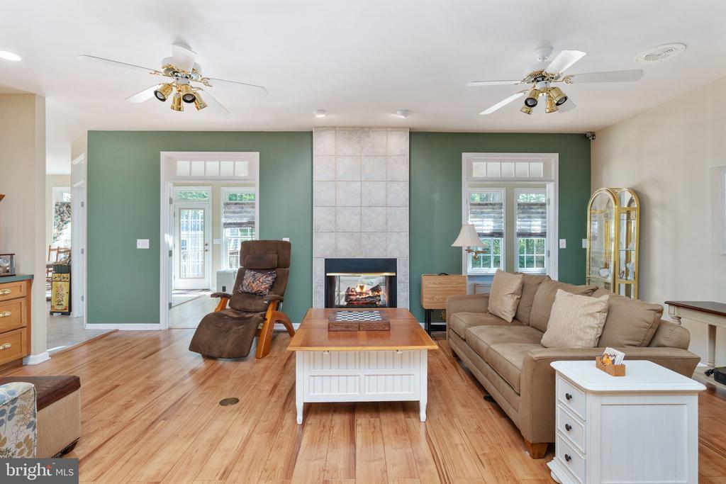 2286 RICHMOND HIGHWAY