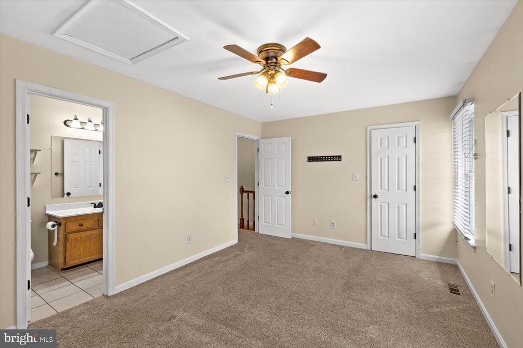 16 TALL OAKS COURT