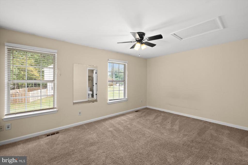 16 TALL OAKS COURT