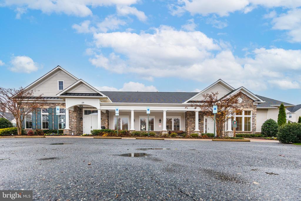 322 ROLLING VALLEY DRIVE