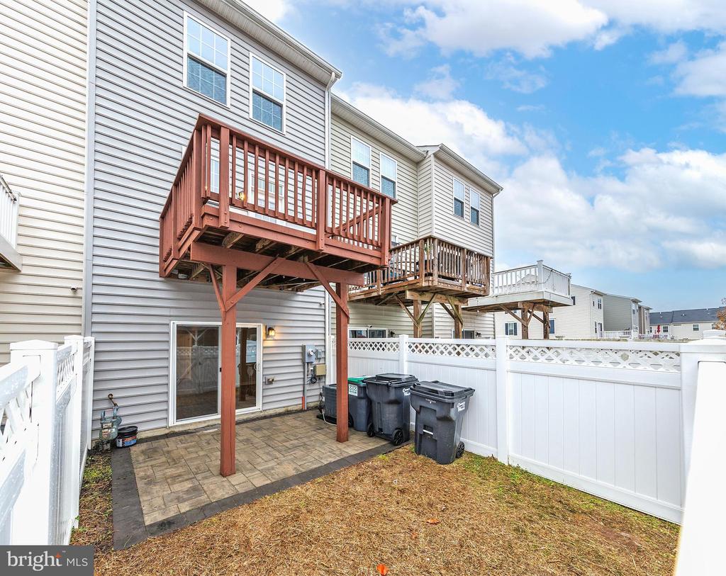322 ROLLING VALLEY DRIVE