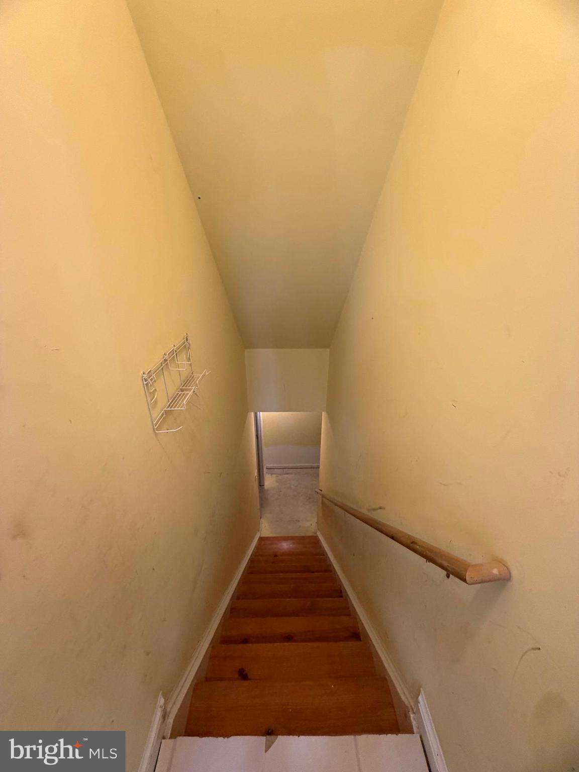 33 BROOKSTONE DRIVE
