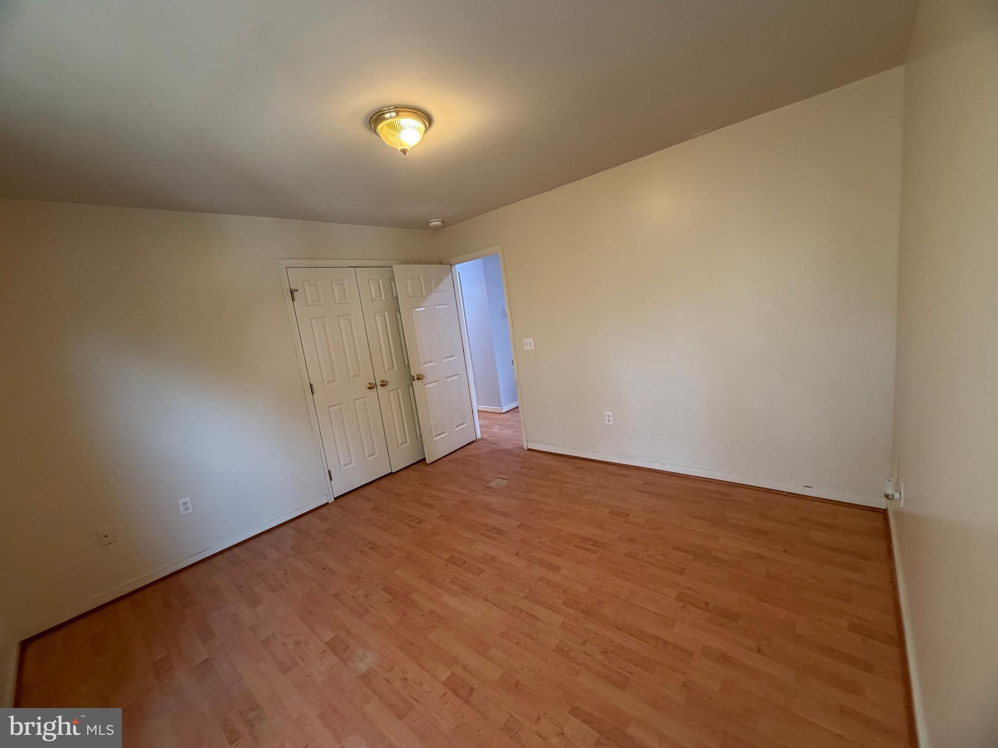33 BROOKSTONE DRIVE