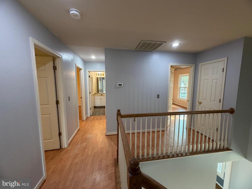 33 BROOKSTONE DRIVE