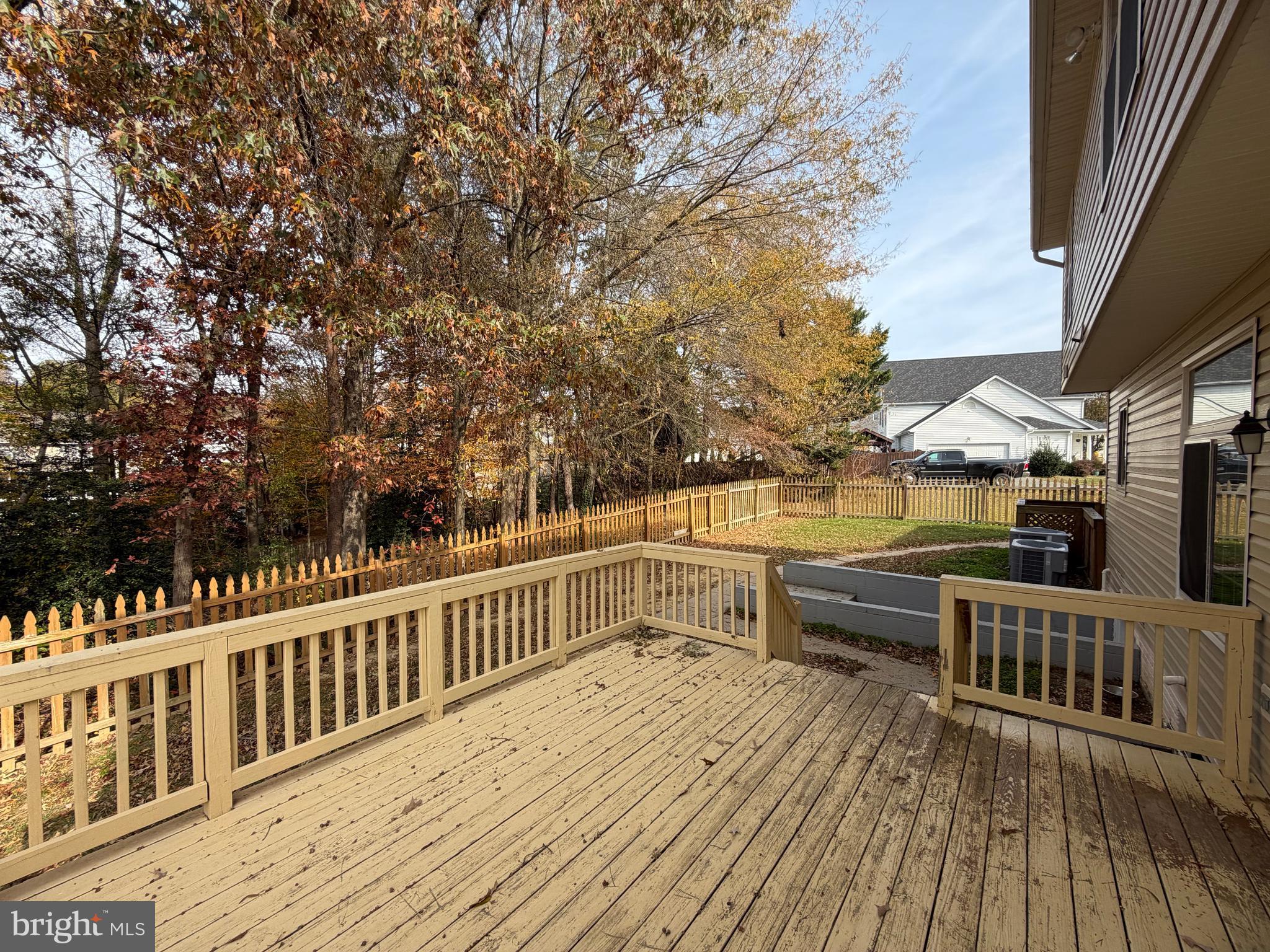 33 BROOKSTONE DRIVE