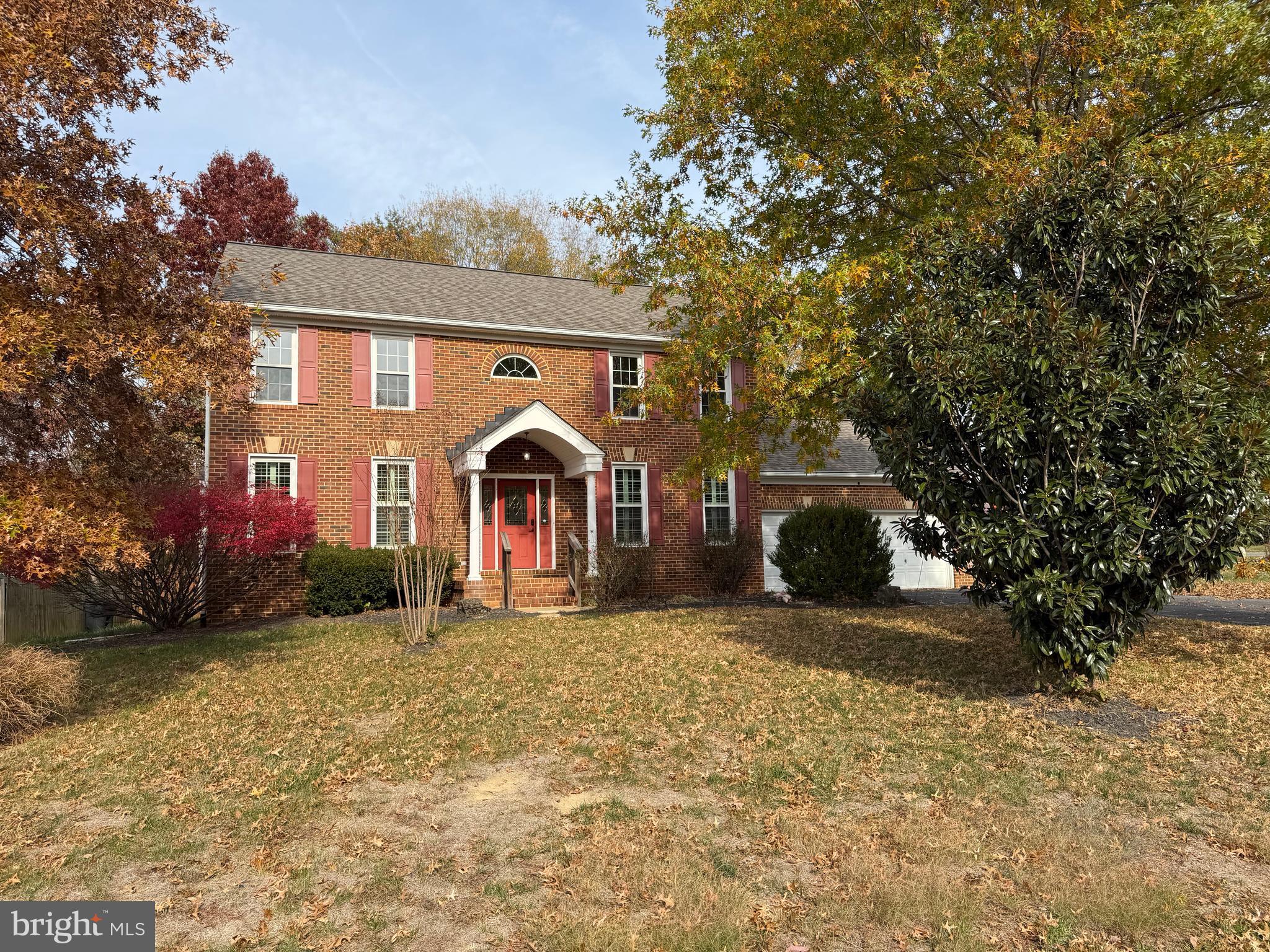 33 BROOKSTONE DRIVE