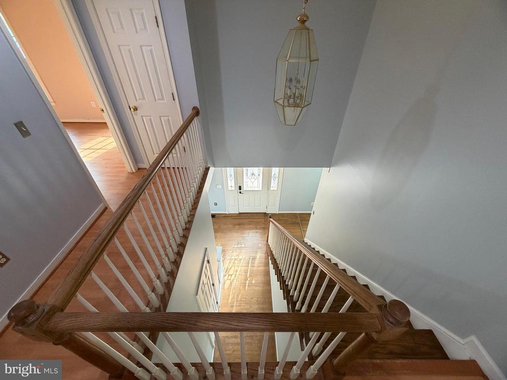 33 BROOKSTONE DRIVE