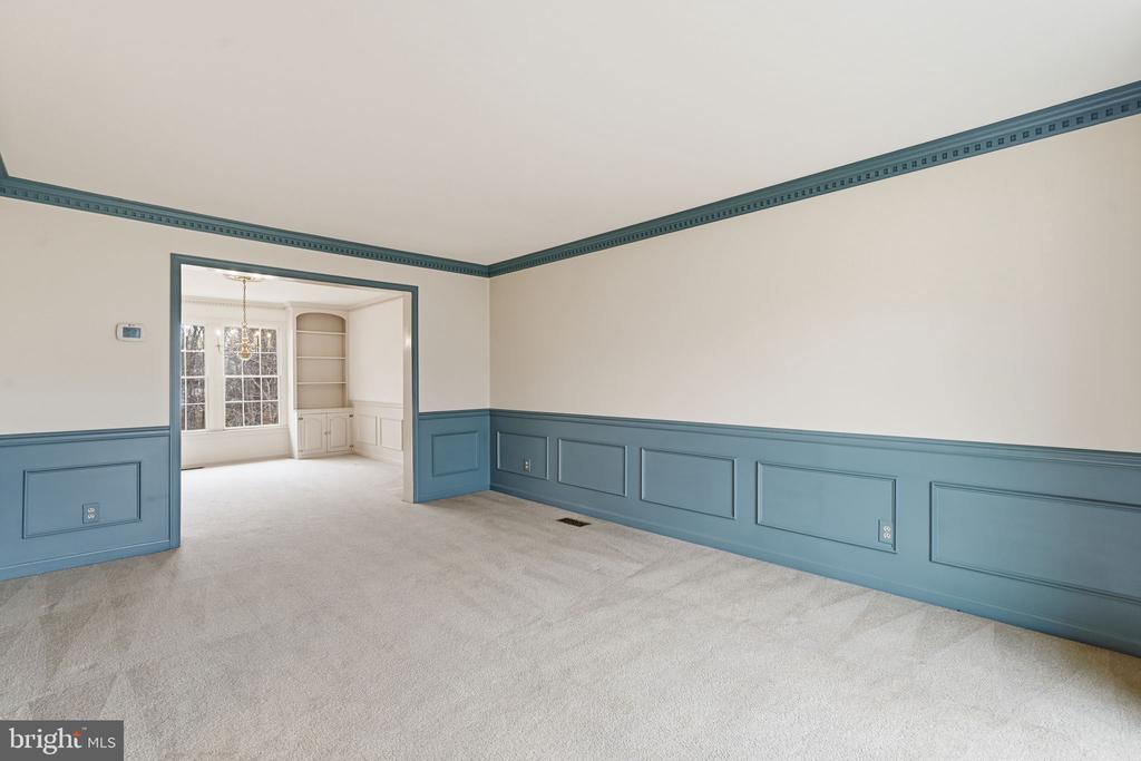 13 NEW BRUNSWICK COURT